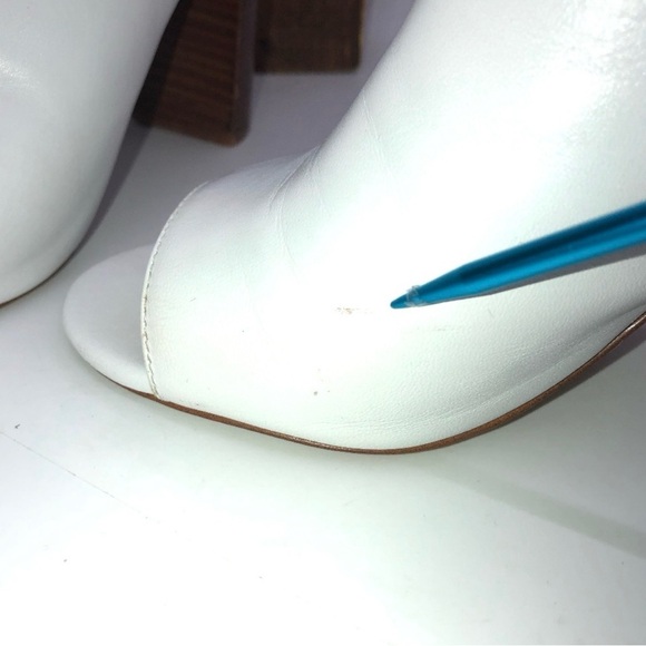 Tahari White Women's Mules Sz 8 Millis - Picture 4 of 6